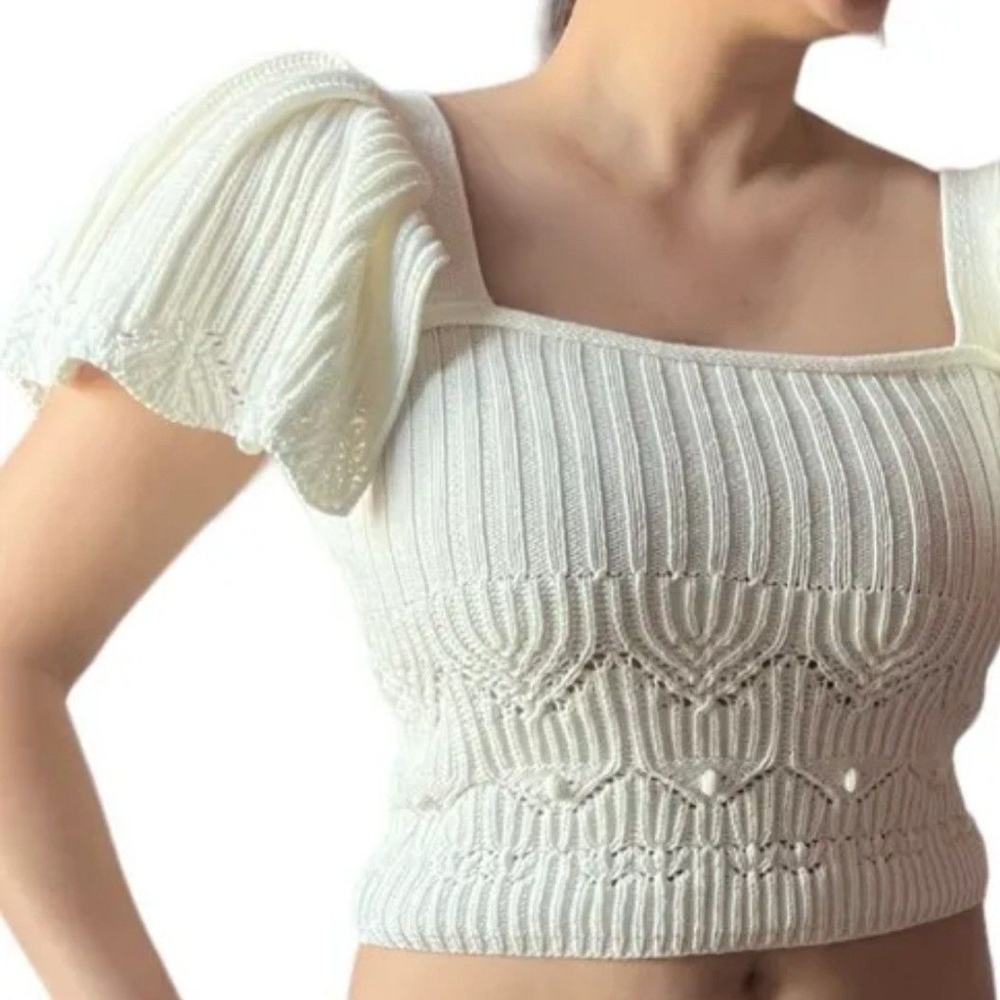 NWT Zara Knitted Crop Top